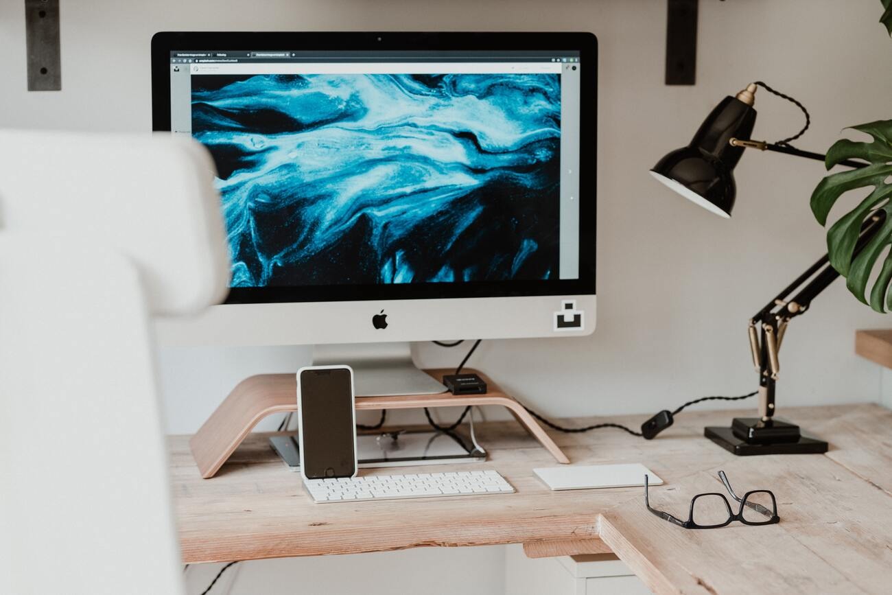 annie-spratt-SW9cs-yTjCE-unsplash_9_11zon